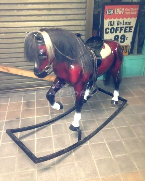 揺り木馬(Rocking horse)