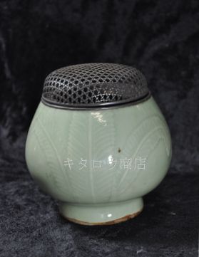 青磁香炉銀火舎